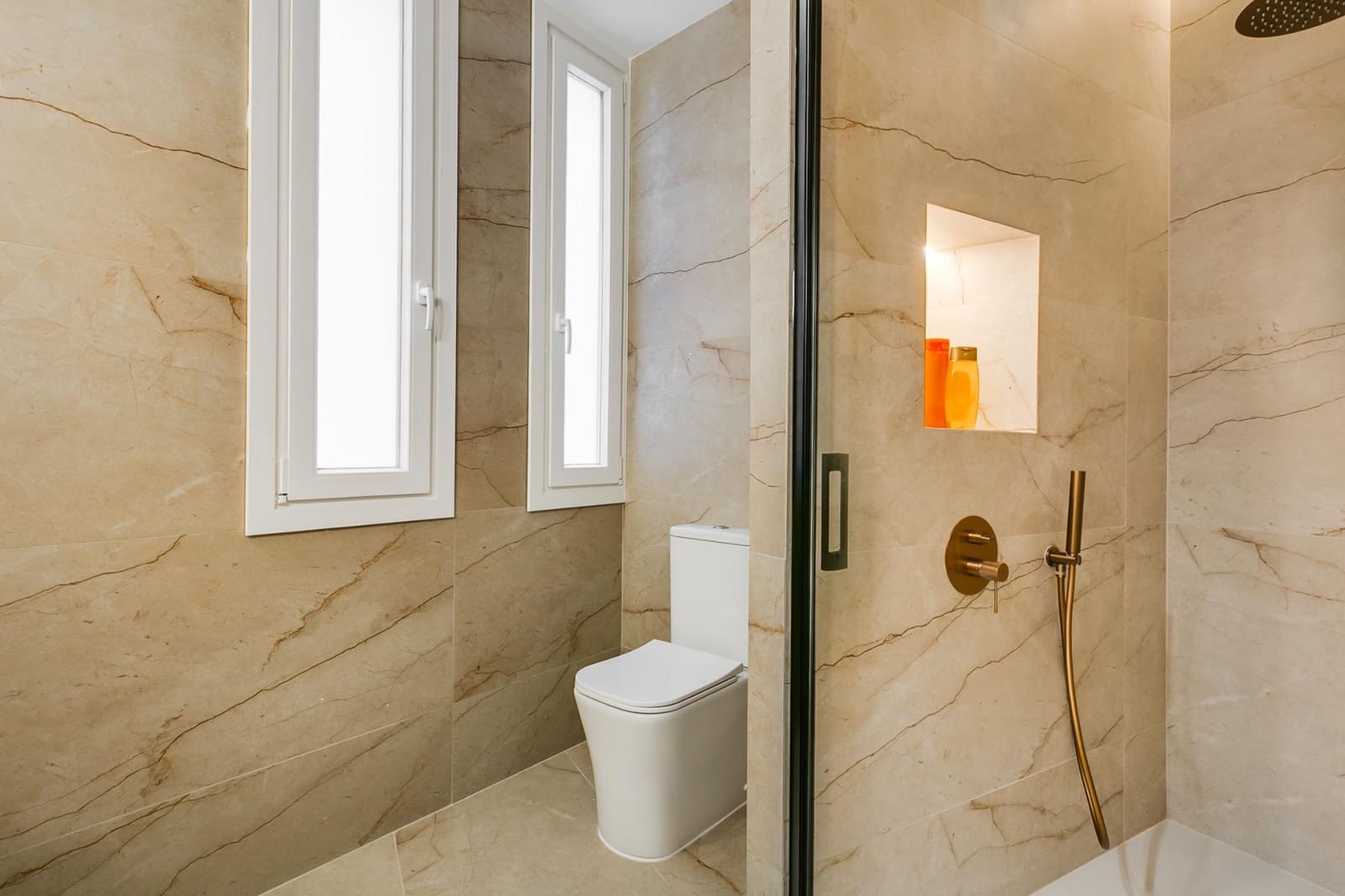 3 bedroom Flat for sale in Madrid city - € 1,196,000 (Ref: 9701630)