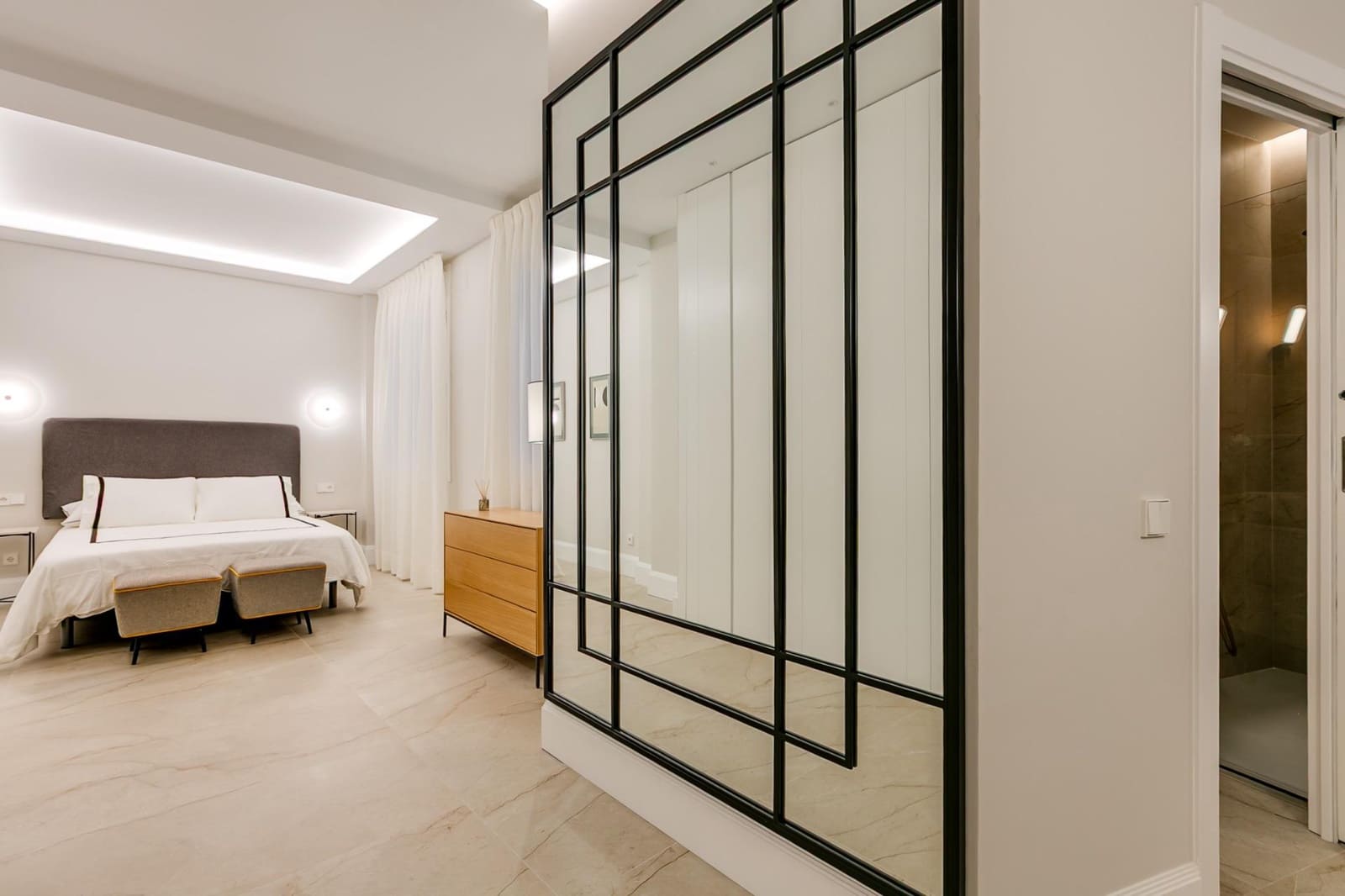 3 bedroom Flat for sale in Madrid city - € 1,196,000 (Ref: 9701630)