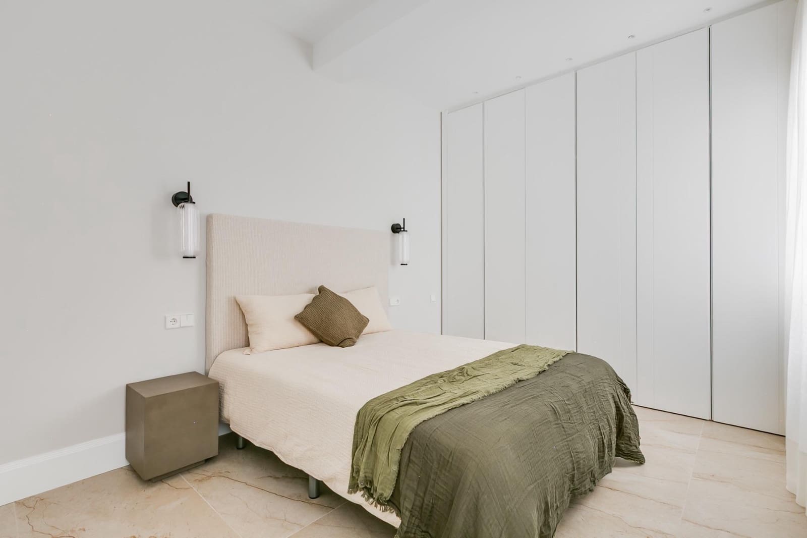 3 bedroom Flat for sale in Madrid city - € 1,196,000 (Ref: 9701630)