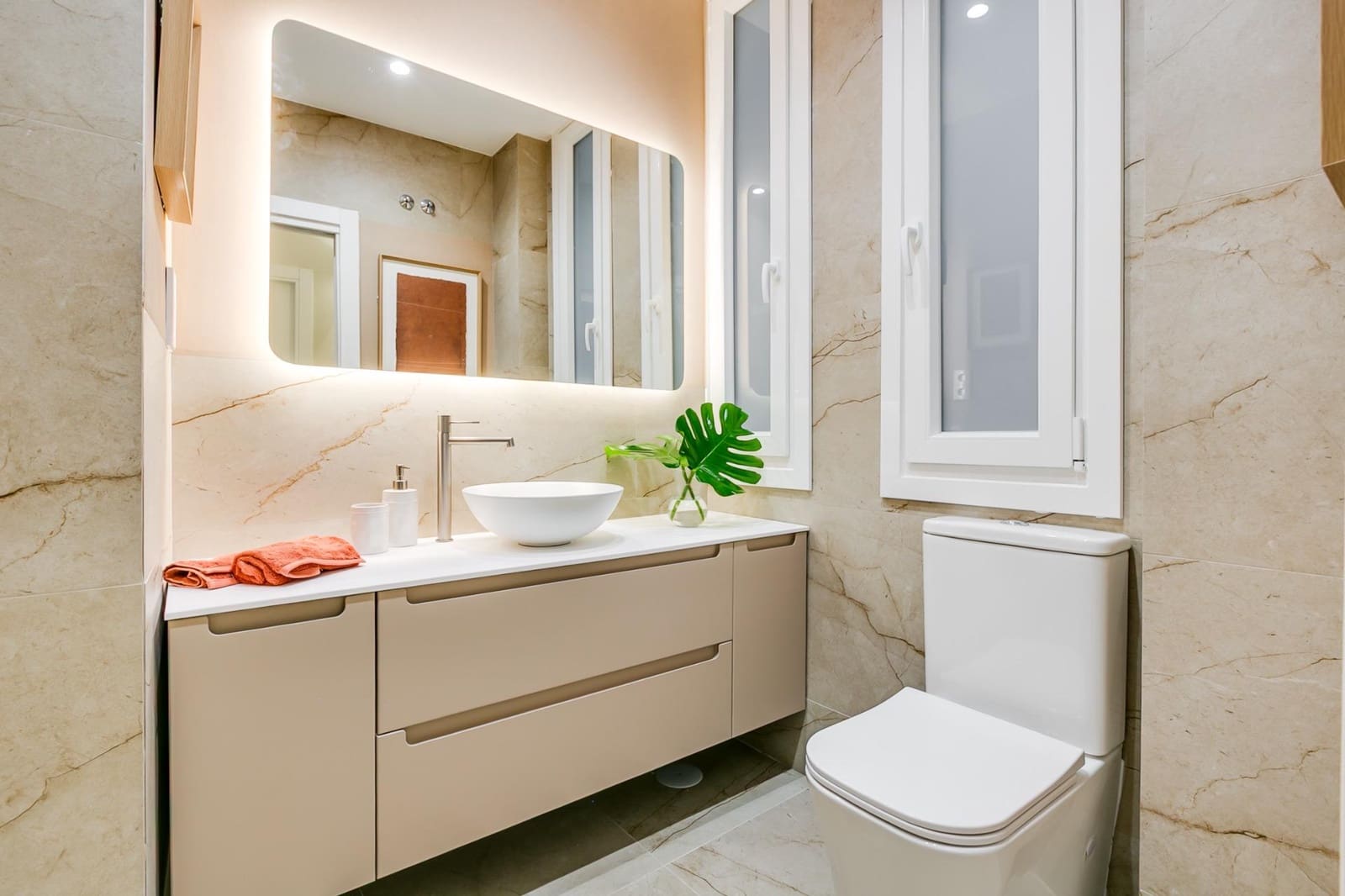 3 bedroom Flat for sale in Madrid city - € 1,196,000 (Ref: 9701630)