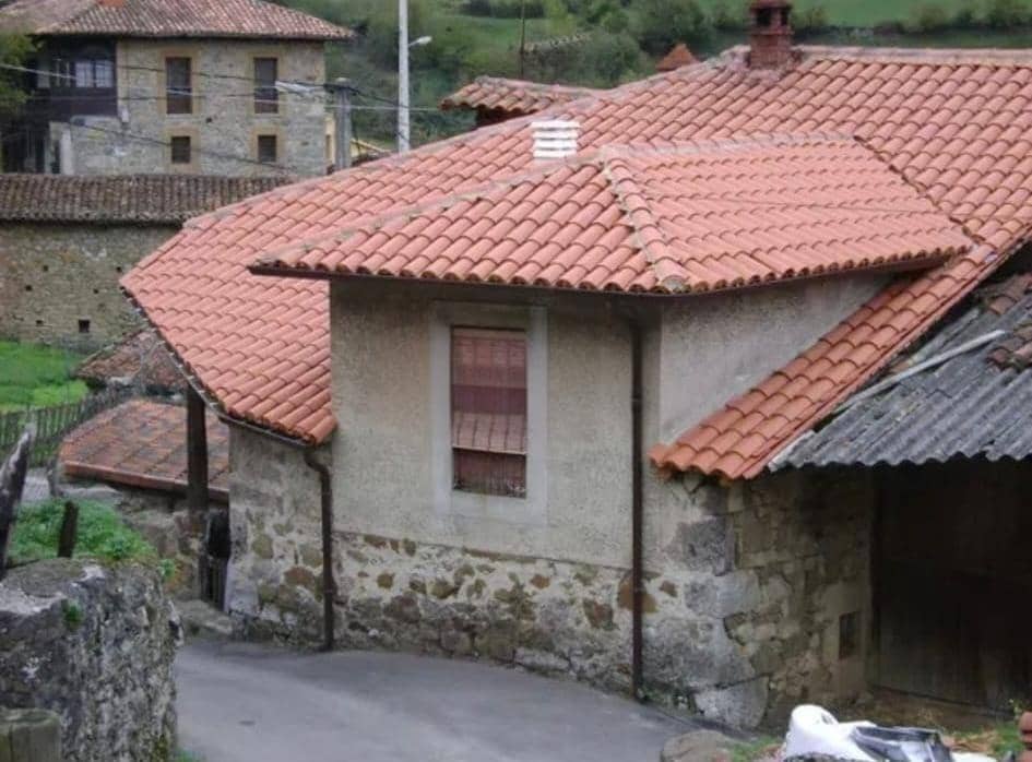 2 bedroom Finca/Country House for sale in Oviedo - € 28,000 (Ref: 9701632)