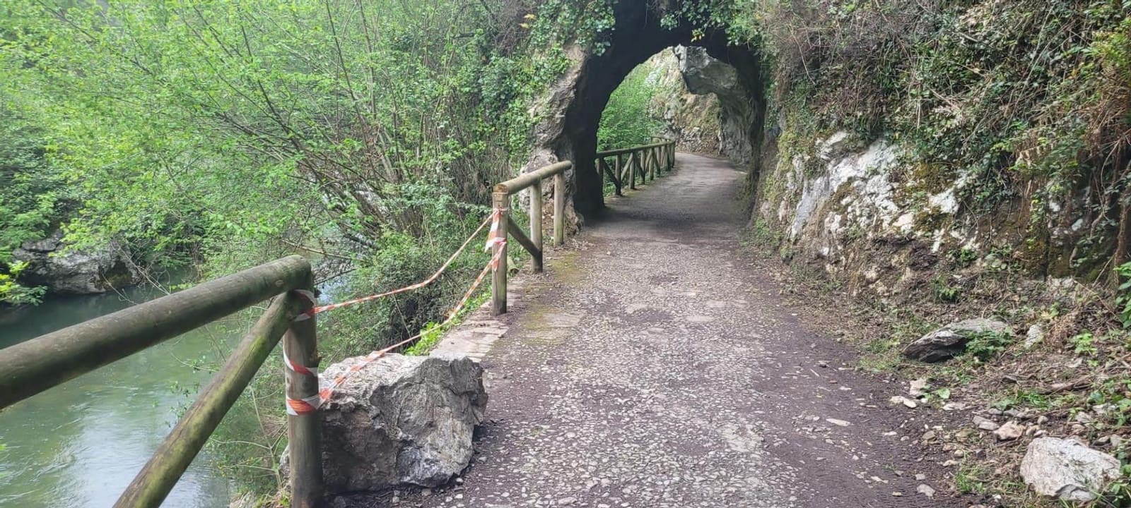 2 bedroom Finca/Country House for sale in Oviedo - € 28,000 (Ref: 9701632)