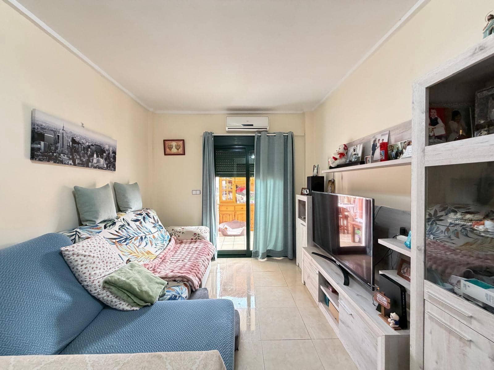 2 soveværelse Bungalow til salg i Dona Pepa med swimmingpool - € 159.900 (Ref: 9711973)