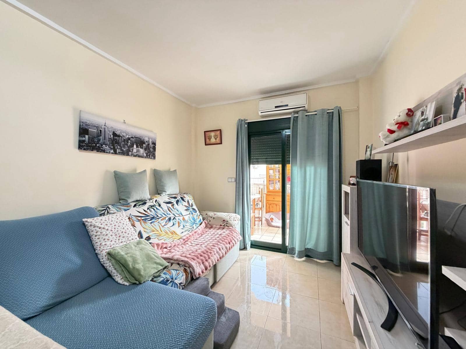 2 soveværelse Bungalow til salg i Dona Pepa med swimmingpool - € 159.900 (Ref: 9711973)