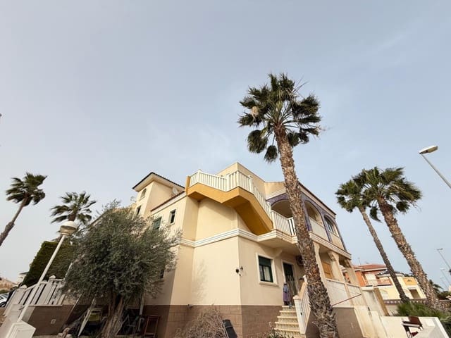 2 soveværelse Bungalow til salg i Doña Pepa, Rojales med swimmingpool - € 159.900 (Ref: 9711973)