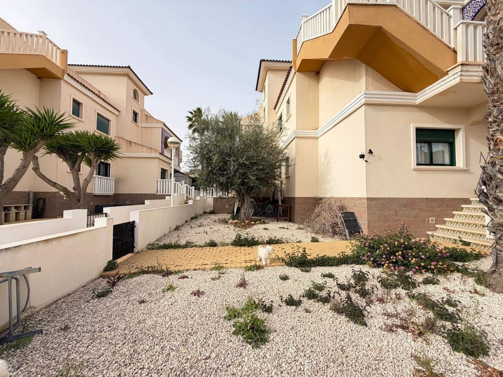 2 soveværelse Bungalow til salg i Dona Pepa med swimmingpool - € 159.900 (Ref: 9711973)