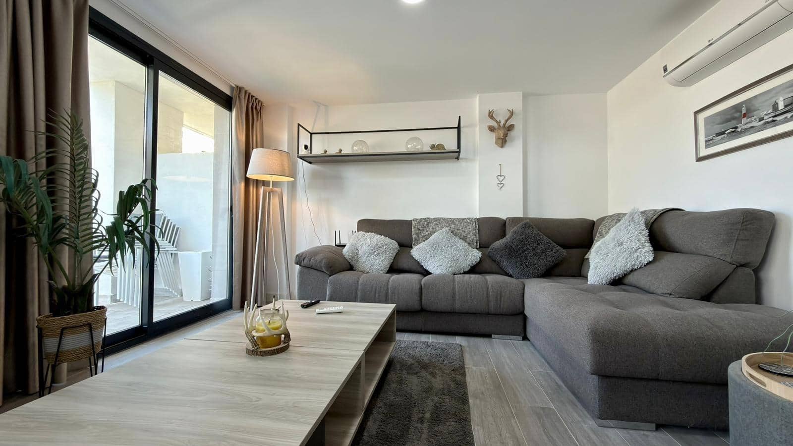 3 bedroom Apartment for sale in Finestrat with pool - € 495,000 (Ref: 9711974)