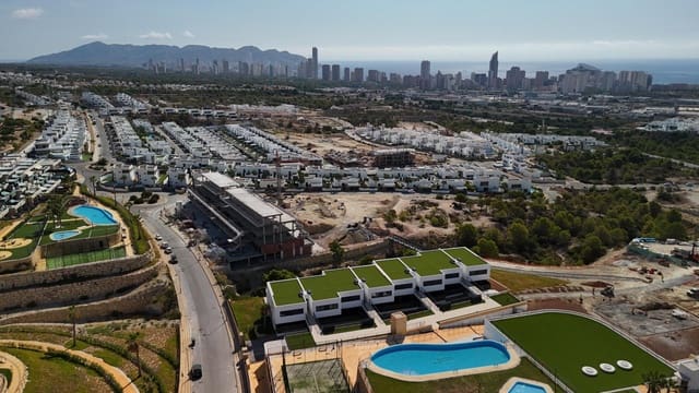 Apartamento de 3 habitaciones en Finestrat en venta con piscina - 495.000 € (Ref: 9711974)