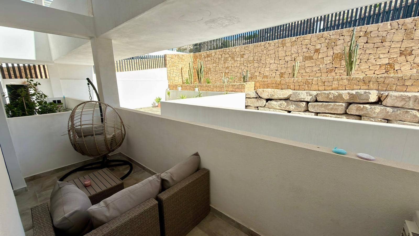 3 bedroom Apartment for sale in Finestrat with pool - € 495,000 (Ref: 9711974)
