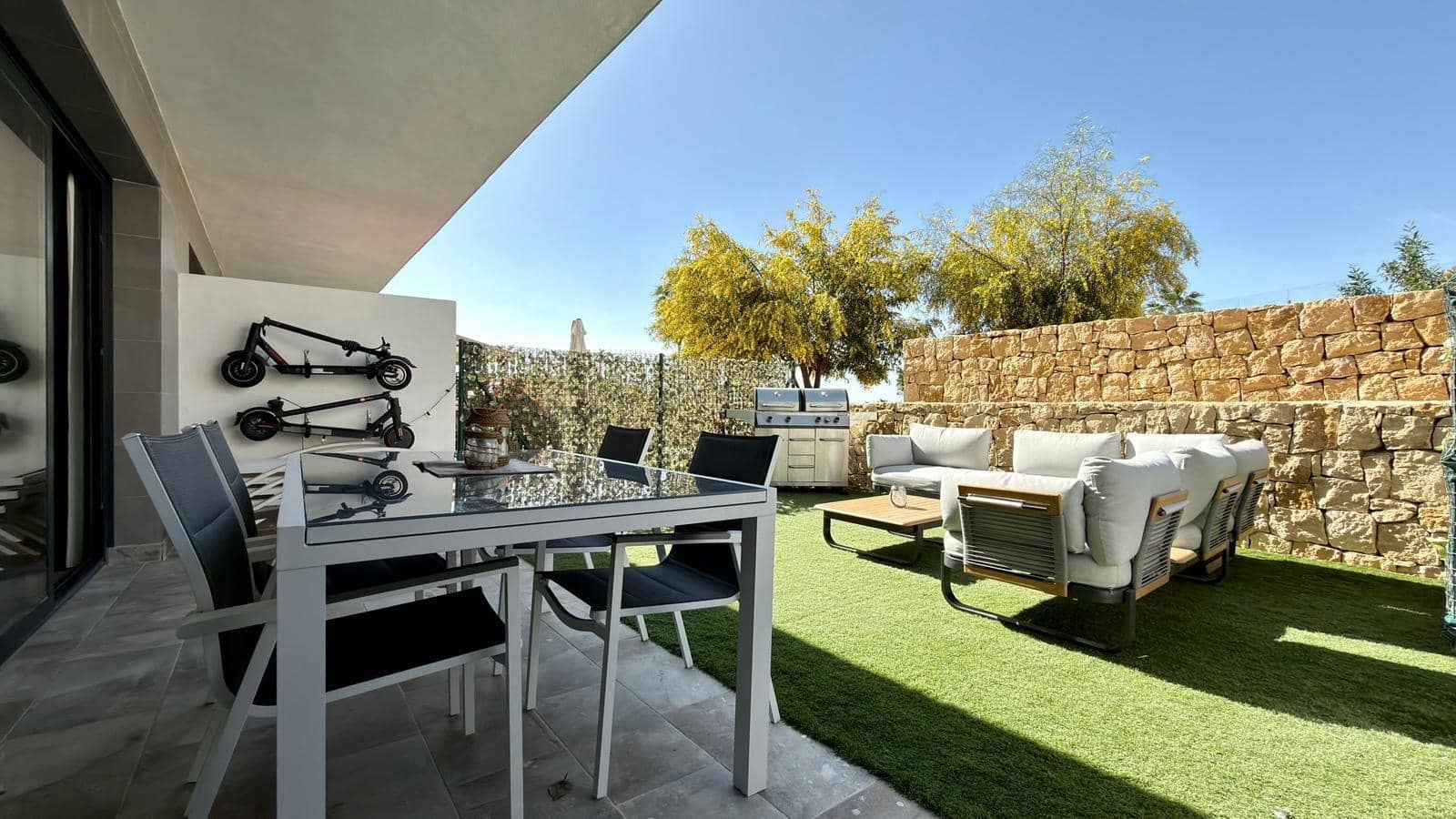 3 bedroom Apartment for sale in Finestrat with pool - € 495,000 (Ref: 9711974)