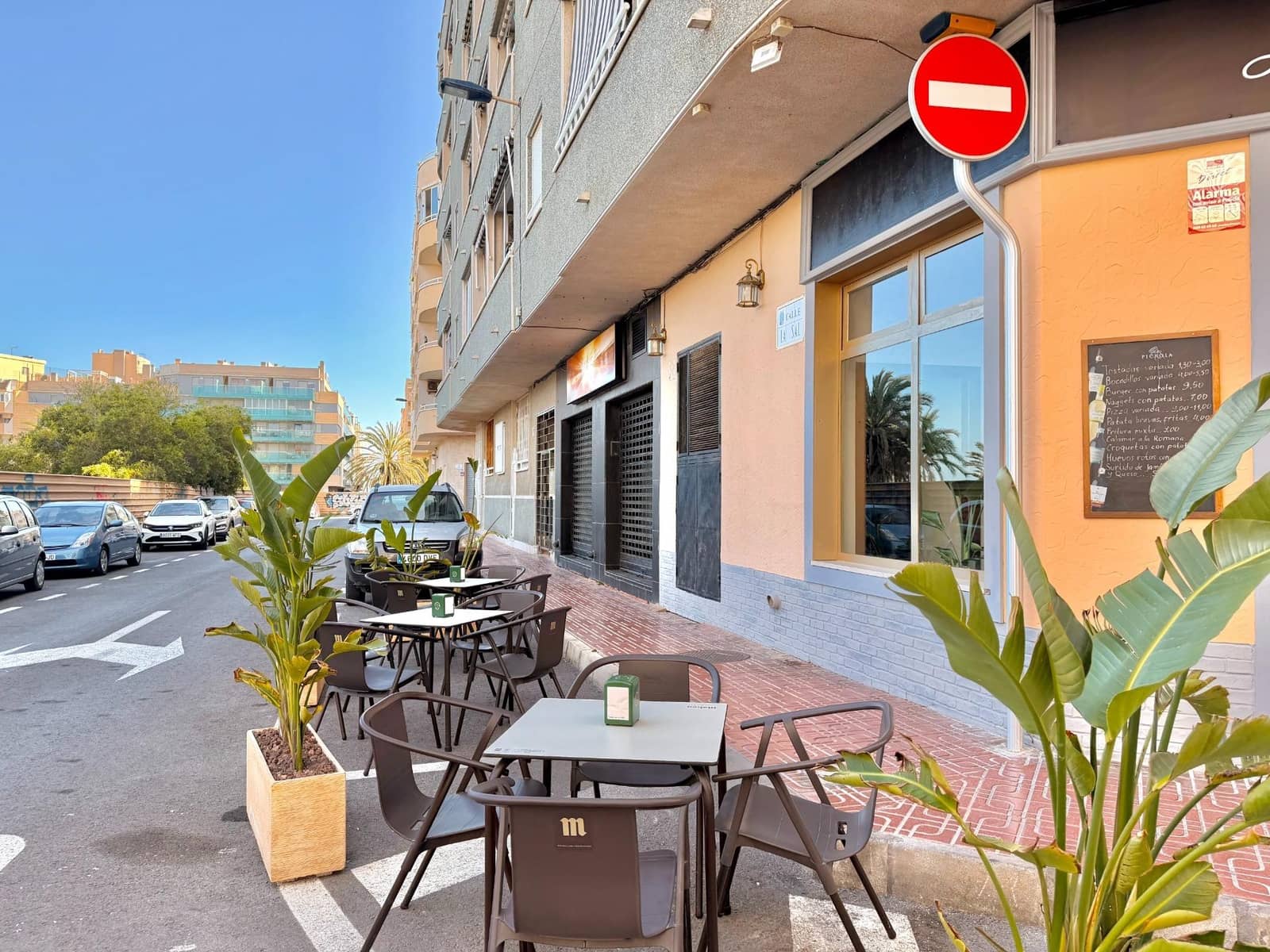 Comercial para venda em Torrevieja - 46 990 € (Ref: 9719956)