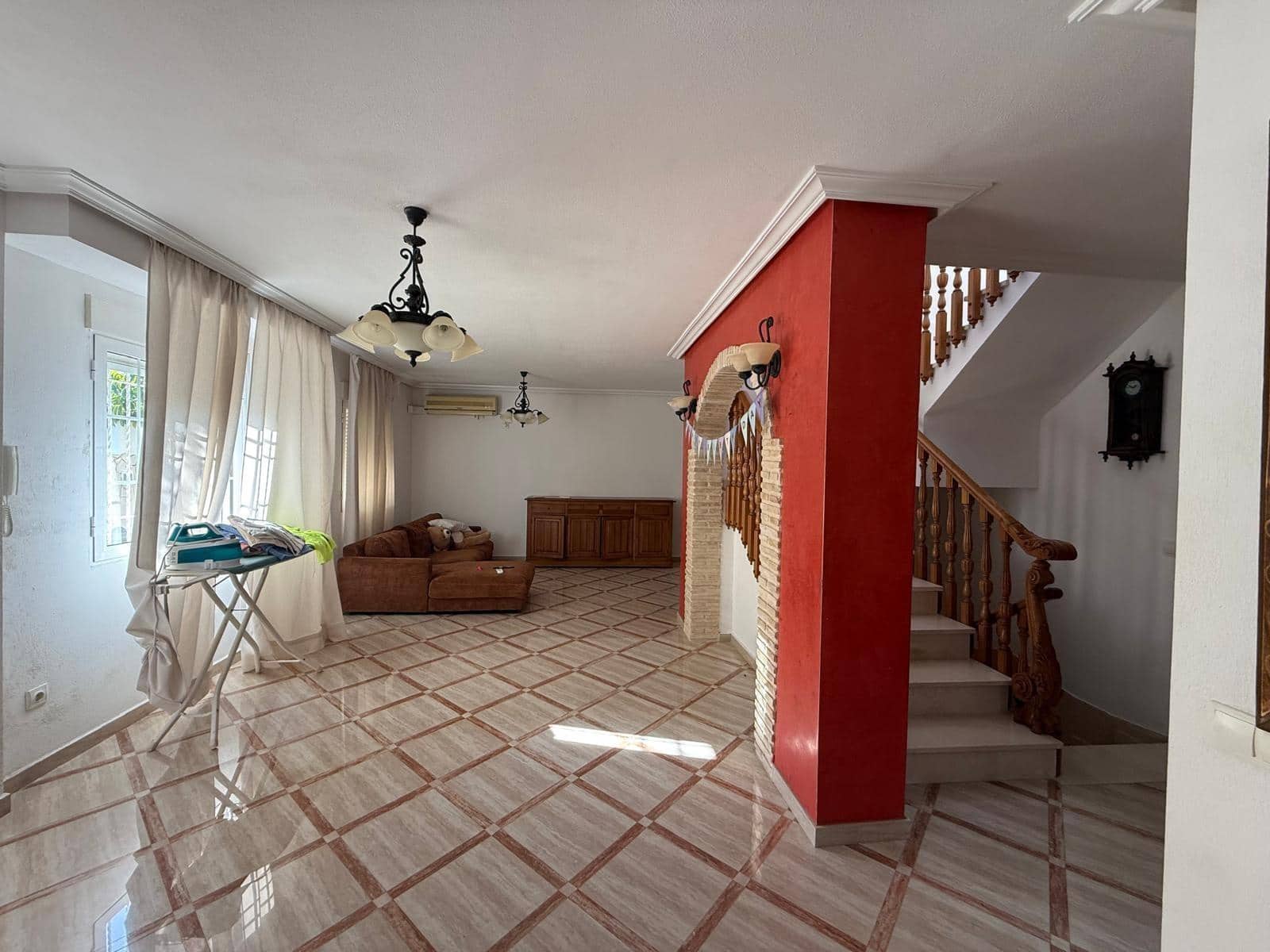 5 soveværelse Semi-Rækkehus til salg i La Mata - € 590.000 (Ref: 9719957)