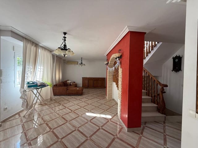 5 Zimmer Doppelhaus zu verkaufen in La Mata, Torrevieja - 590.000 € (Ref: 9719957)