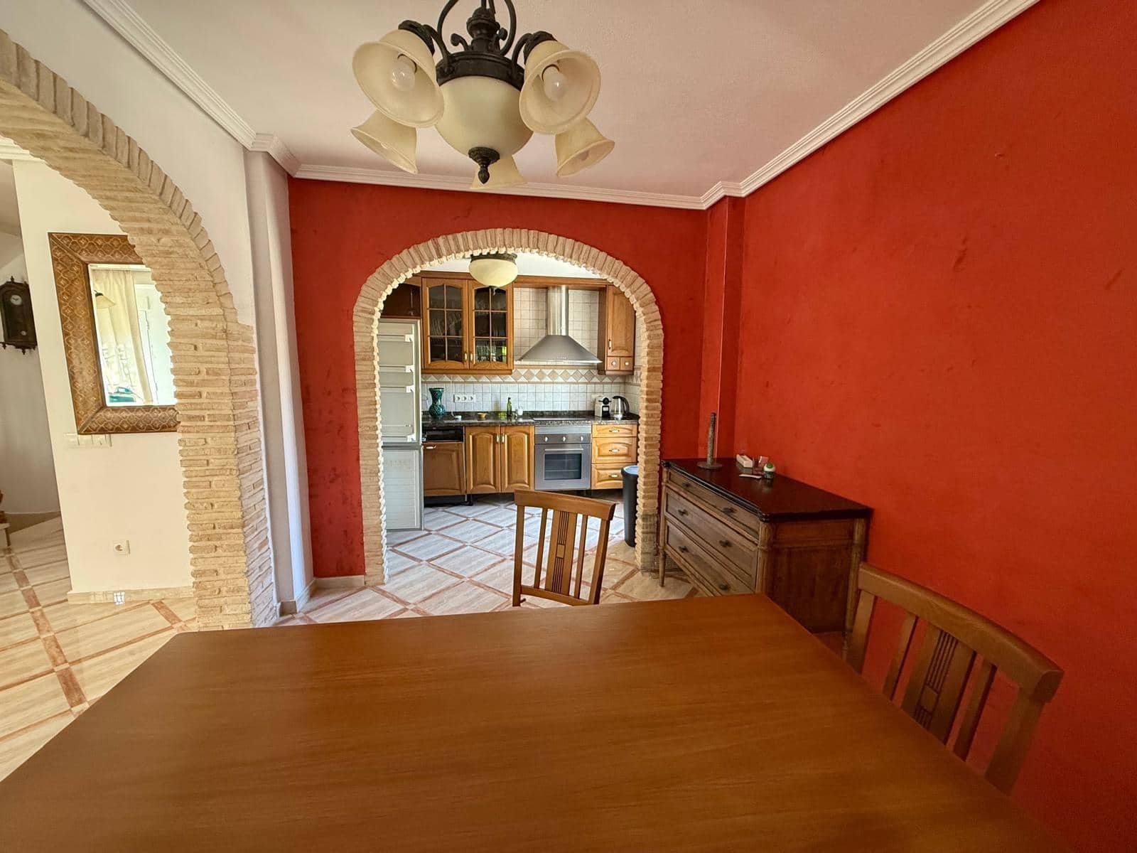 5 soveværelse Semi-Rækkehus til salg i La Mata - € 590.000 (Ref: 9719957)