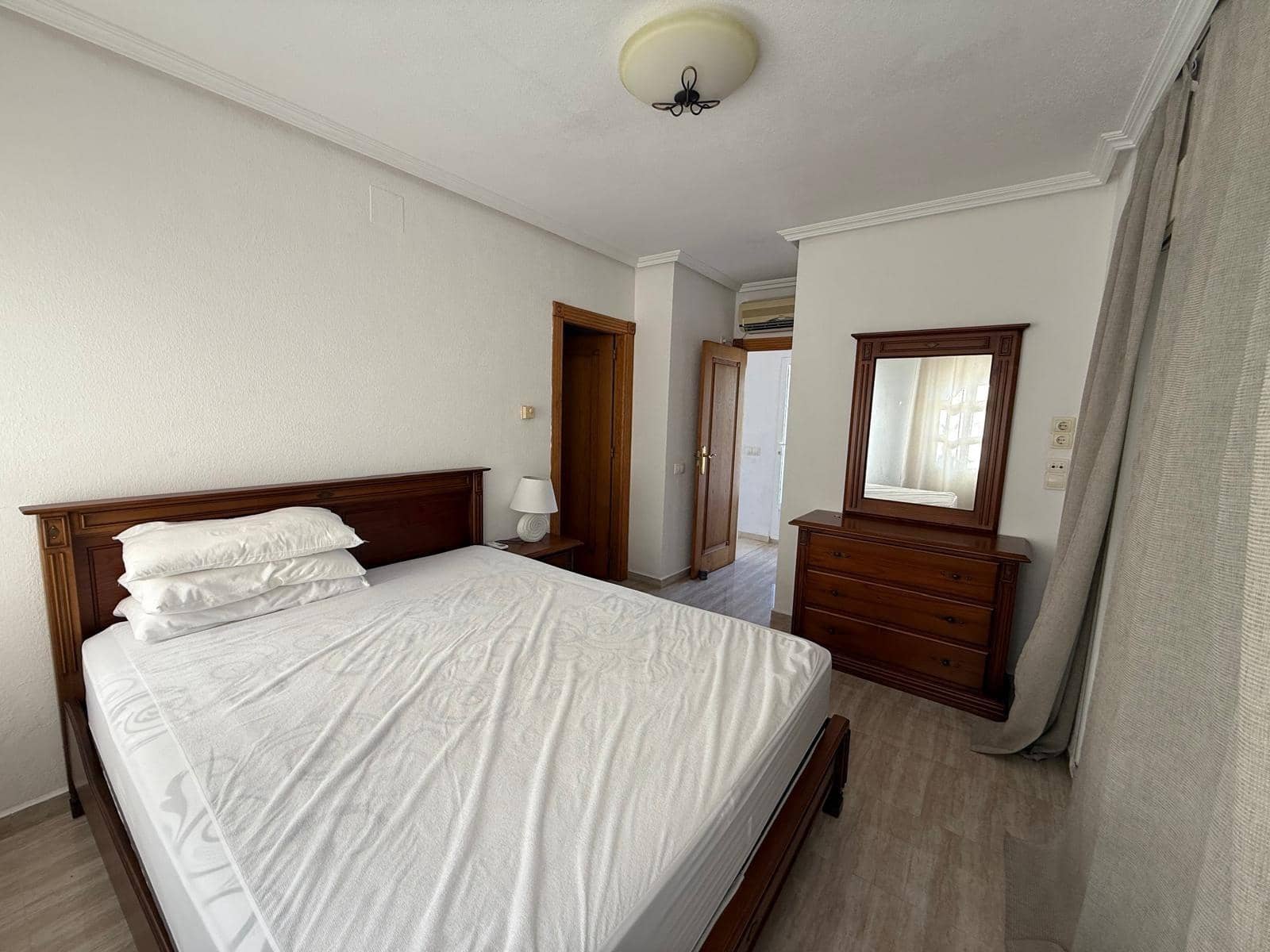 5 soveværelse Semi-Rækkehus til salg i La Mata - € 590.000 (Ref: 9719957)