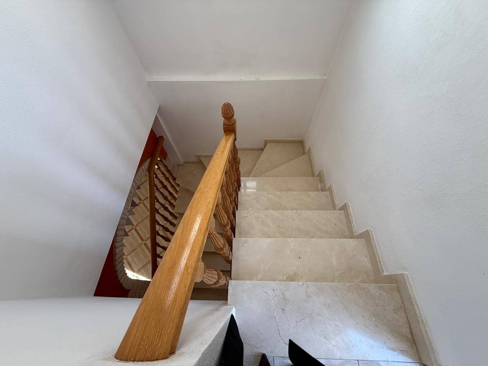 5 soveværelse Semi-Rækkehus til salg i La Mata - € 590.000 (Ref: 9719957)