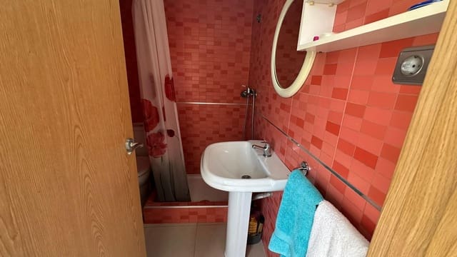 1 slaapkamer Appartement te koop in Juzgados - Plaza de Toros, Benidorm met zwembad - € 143.000 (Ref: 9721702)