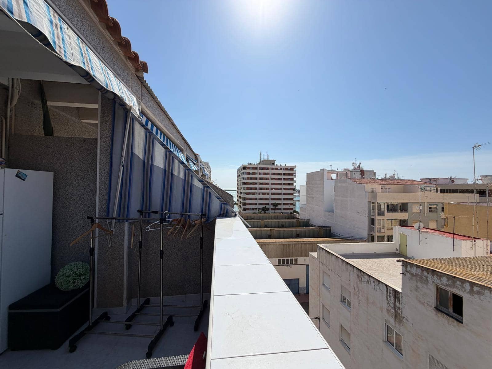 Ático de 1 habitación en Torrevieja en venta - 126.000 € (Ref: 9721706)