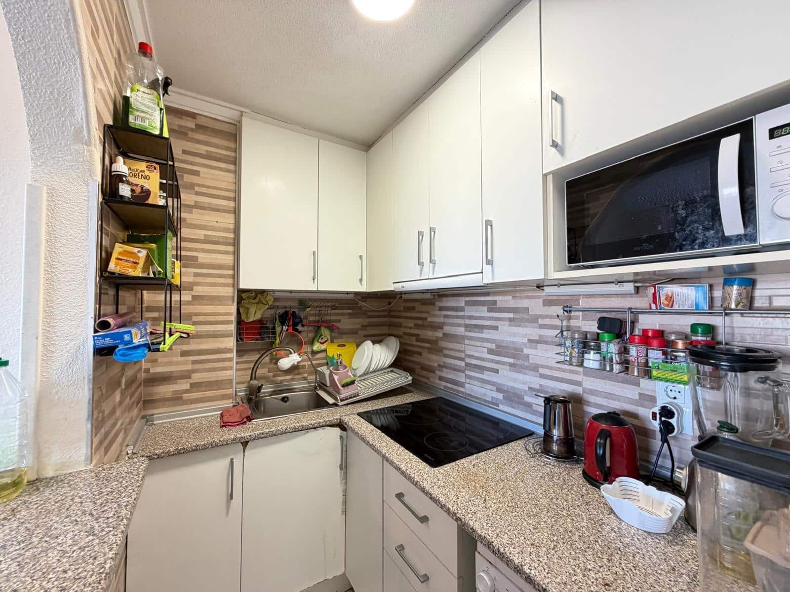 Ático de 1 habitación en Torrevieja en venta - 126.000 € (Ref: 9721706)