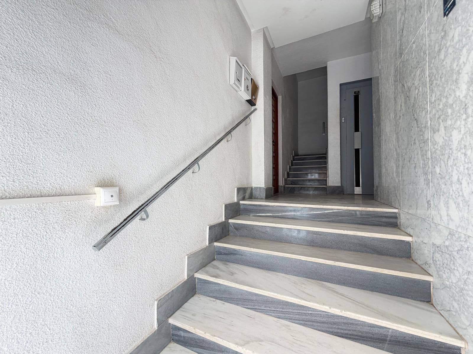 3 slaapkamer Penthouse te koop in Torrevieja - € 239.000 (Ref: 9721707)