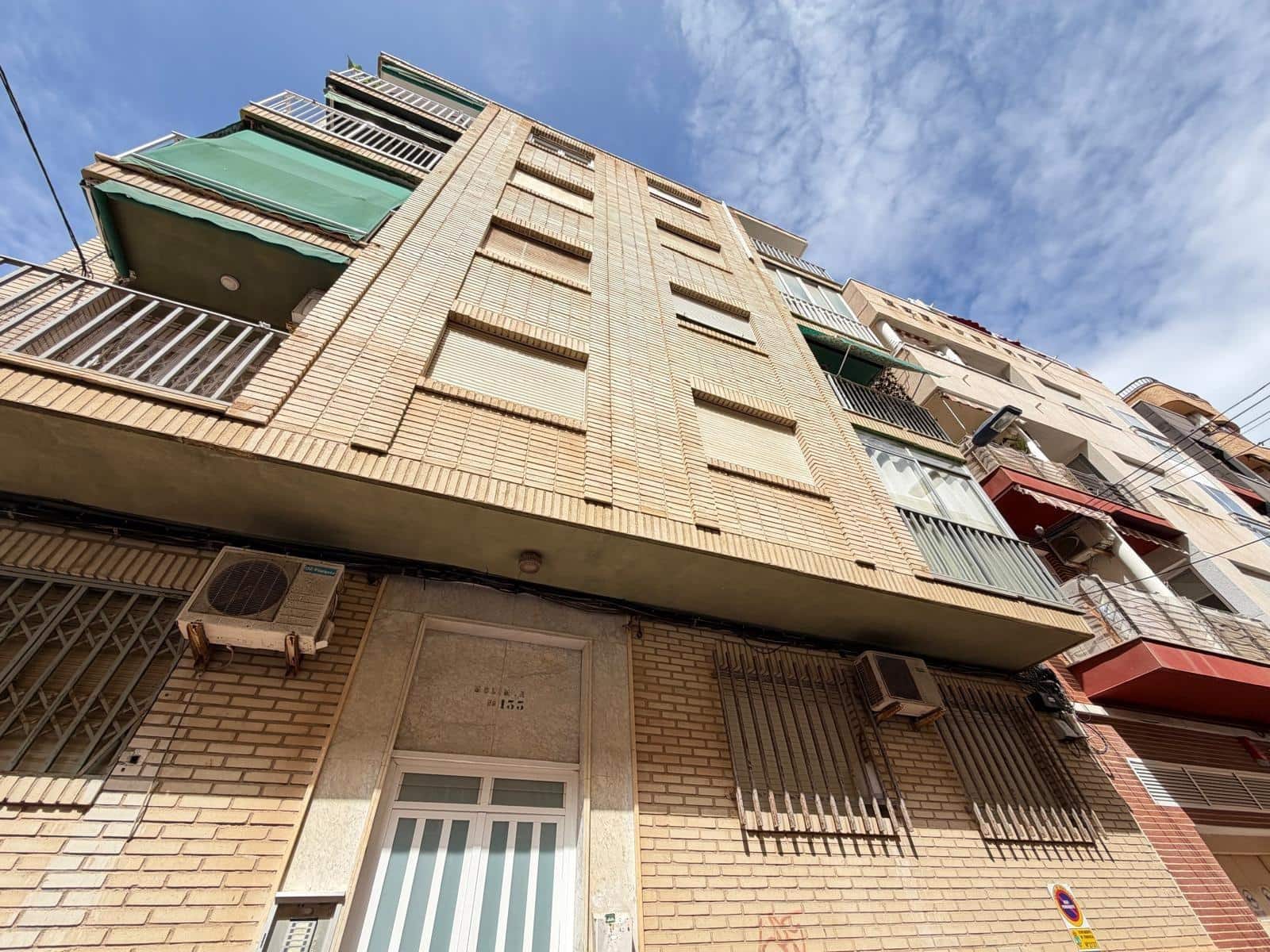 3 slaapkamer Penthouse te koop in Torrevieja - € 239.000 (Ref: 9721707)