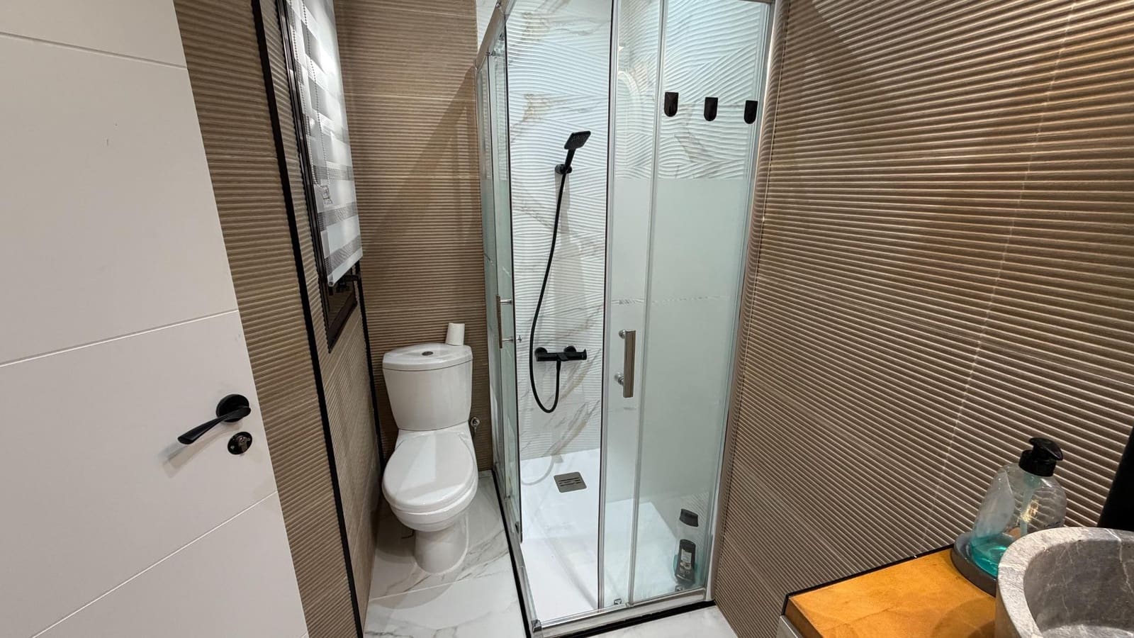 1 sypialnia Apartament na sprzedaż w Torrevieja z basenem - 159 900 € (Ref: 9732120)