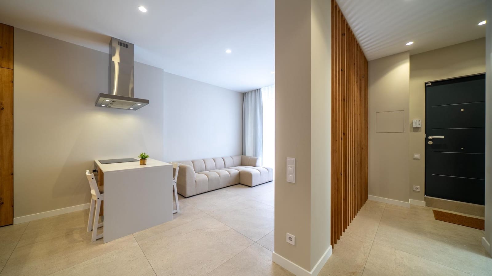 2 bedroom Apartment for sale in Alicante / Alacant city - € 208,000 (Ref: 9732122)