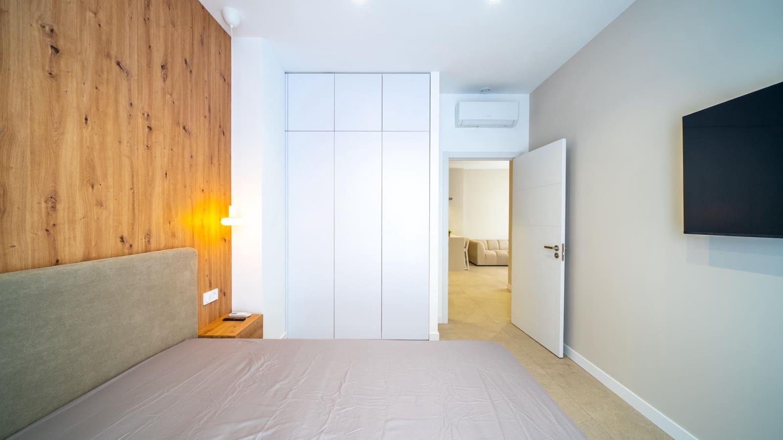 2 bedroom Apartment for sale in Alicante / Alacant city - € 208,000 (Ref: 9732122)