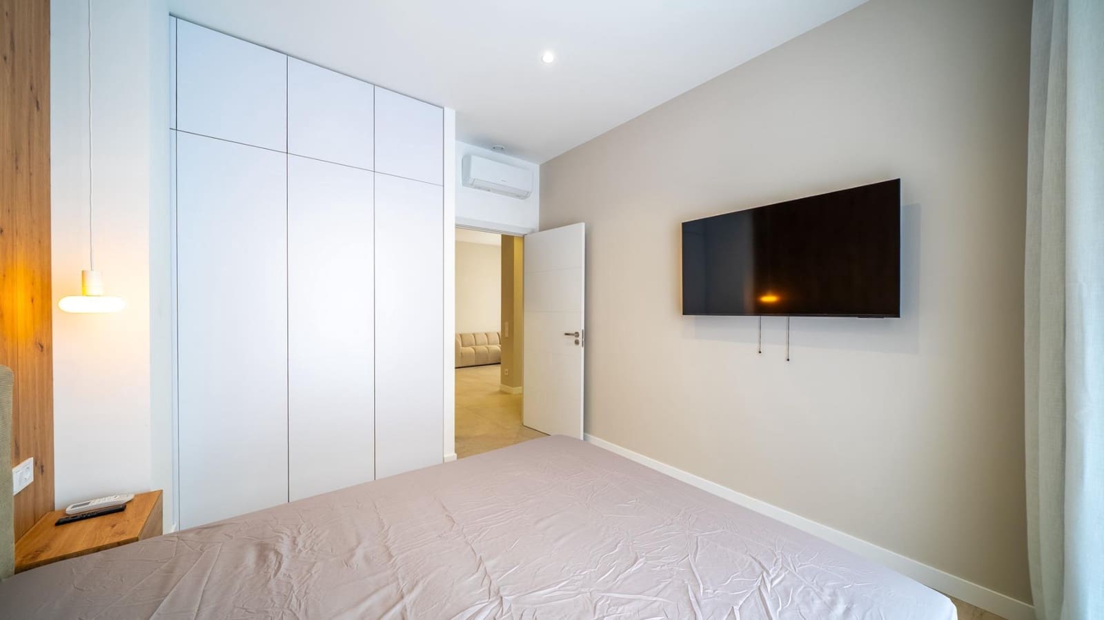 2 bedroom Apartment for sale in Alicante / Alacant city - € 208,000 (Ref: 9732122)