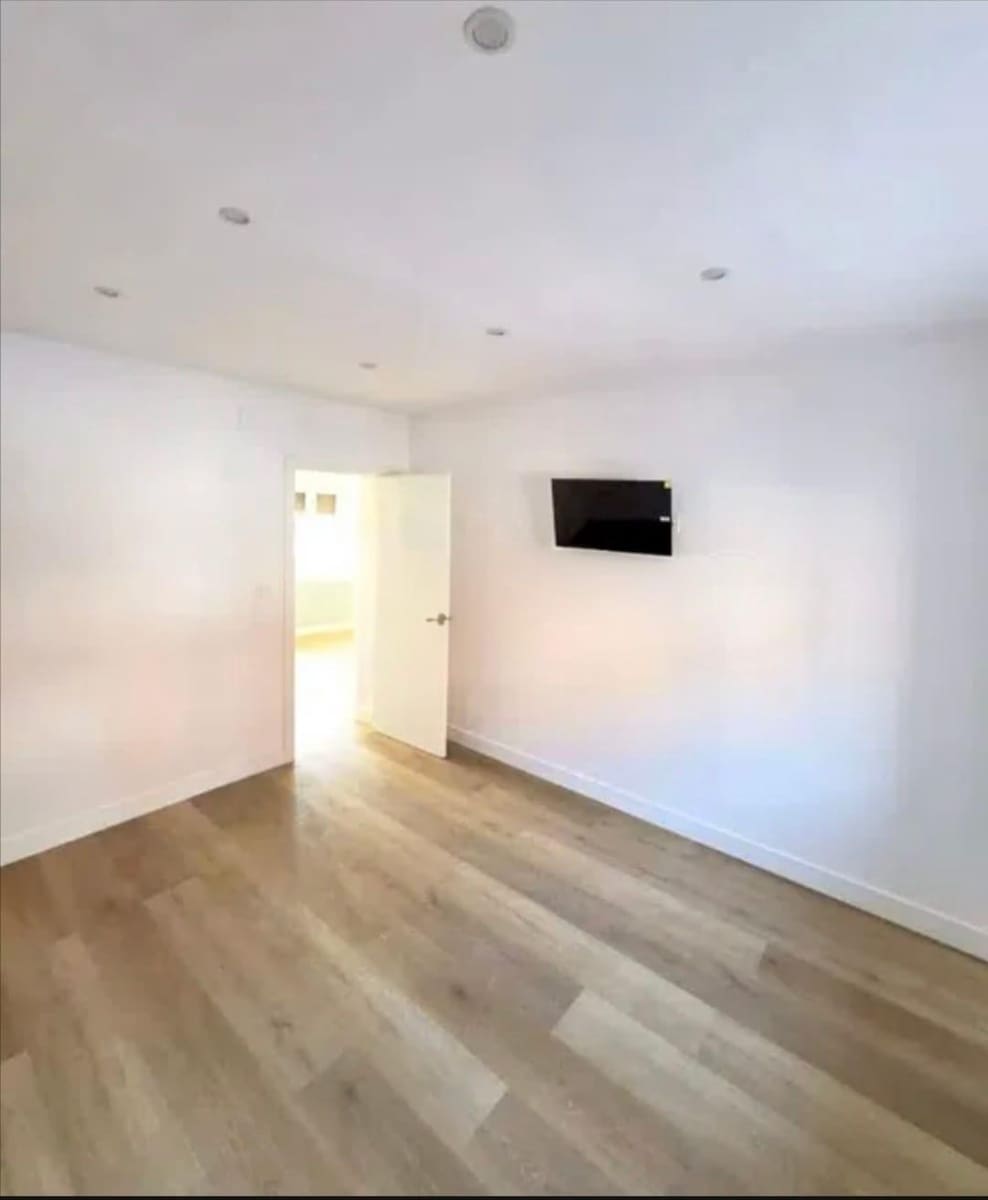 2 quarto Apartamento para venda em Oviedo - 74 000 € (Ref: 9732124)