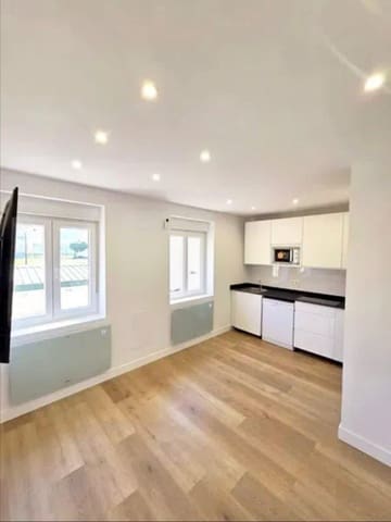 2 bedroom Apartment for sale in Oviedo - € 74,000 (Ref: 9732124)