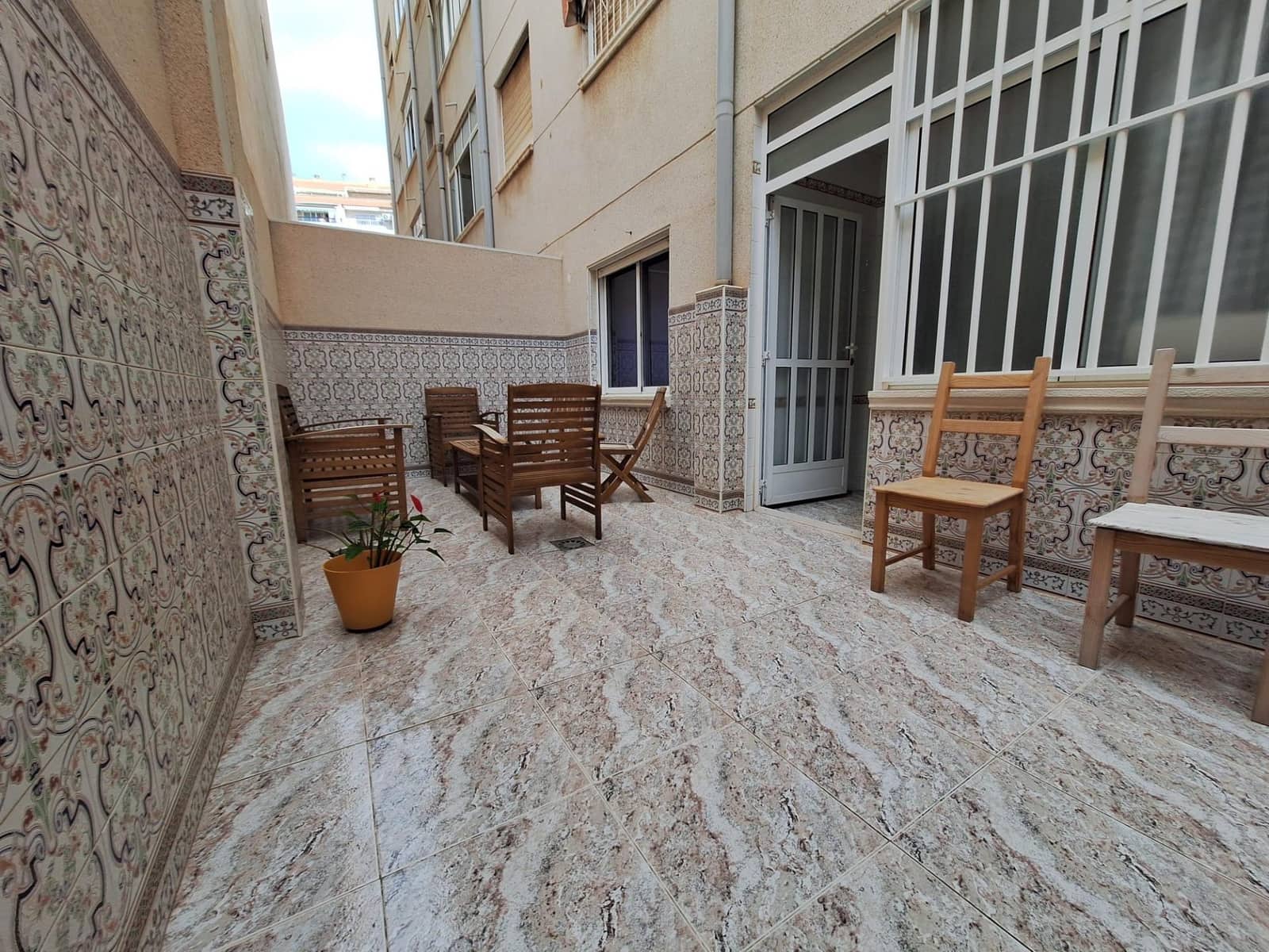 2 sypialnia Apartament na sprzedaż w Torrevieja - 149 900 € (Ref: 9735586)
