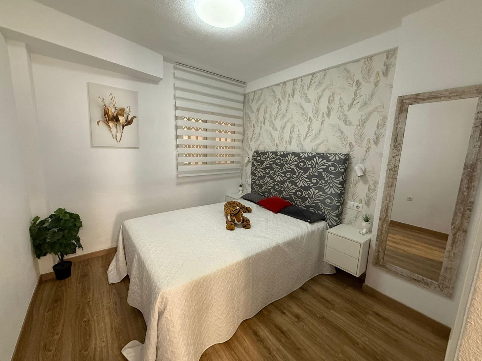 Apartamento de 2 habitaciones en Torrevieja en venta con piscina - 179.900 € (Ref: 9735587)