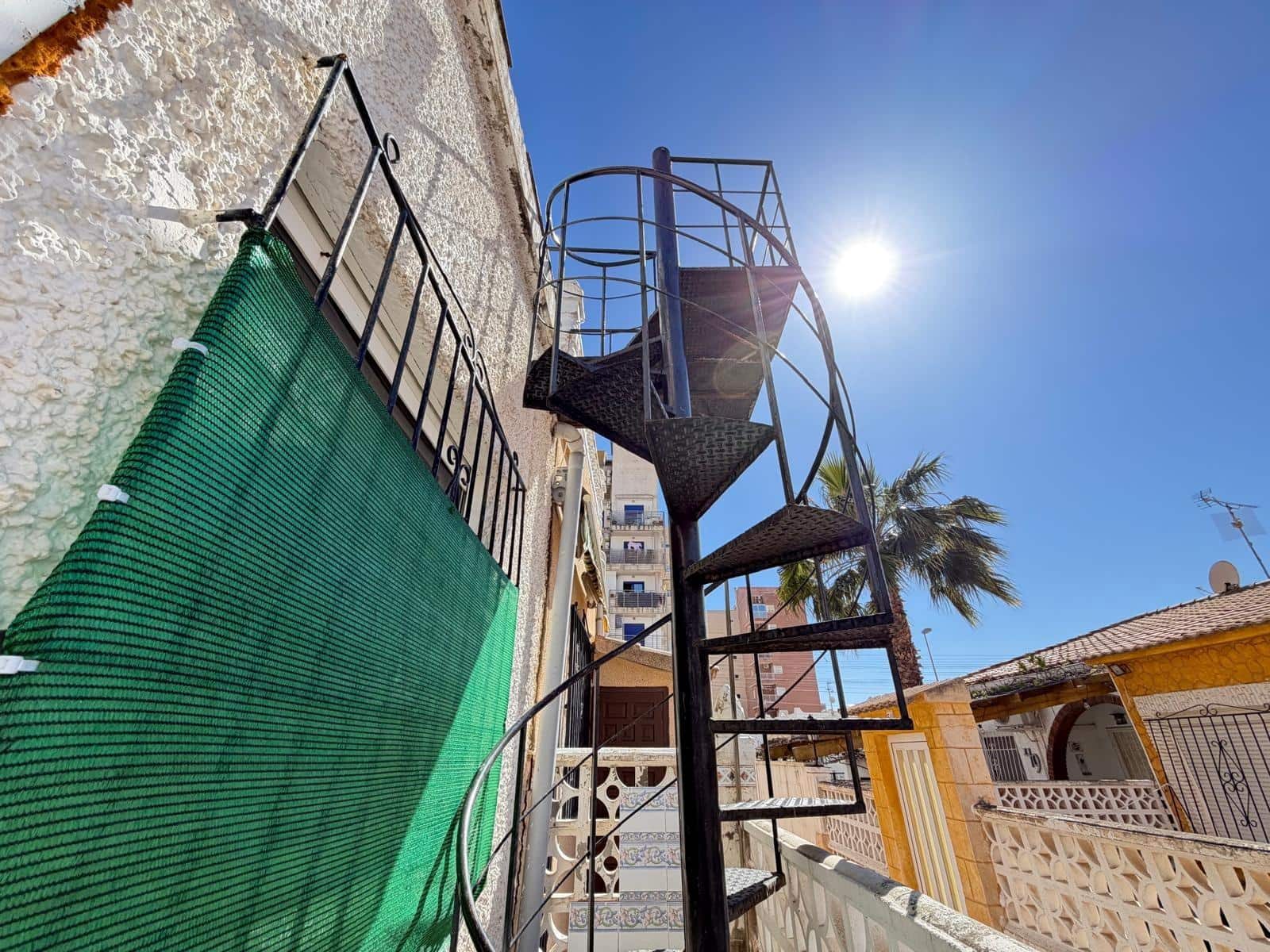 1 Zimmer Reihenhaus zu verkaufen in Torrevieja - 133.000 € (Ref: 9738565)