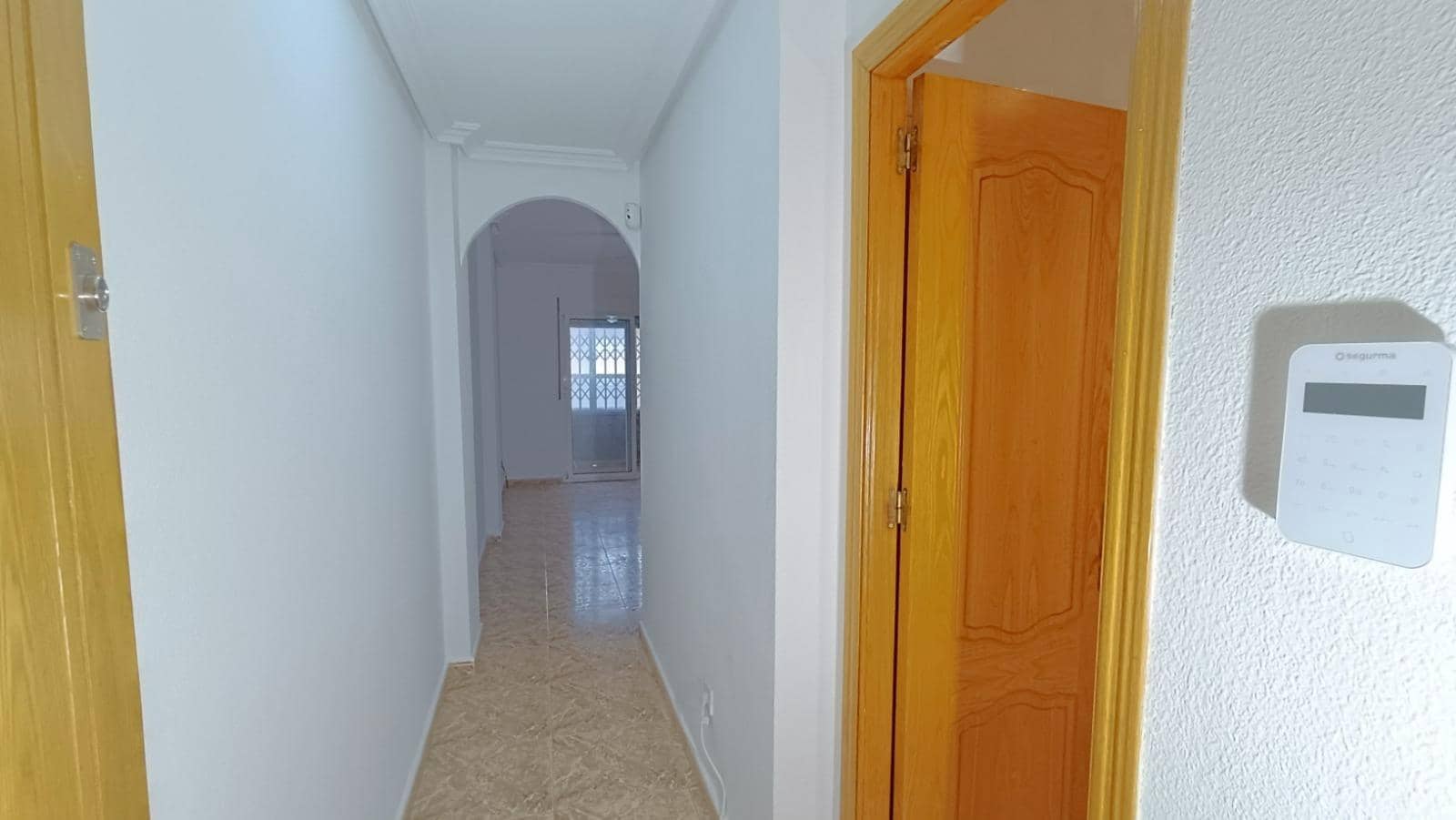 2 slaapkamer Appartement te koop in Torrevieja - € 109.000 (Ref: 9738567)