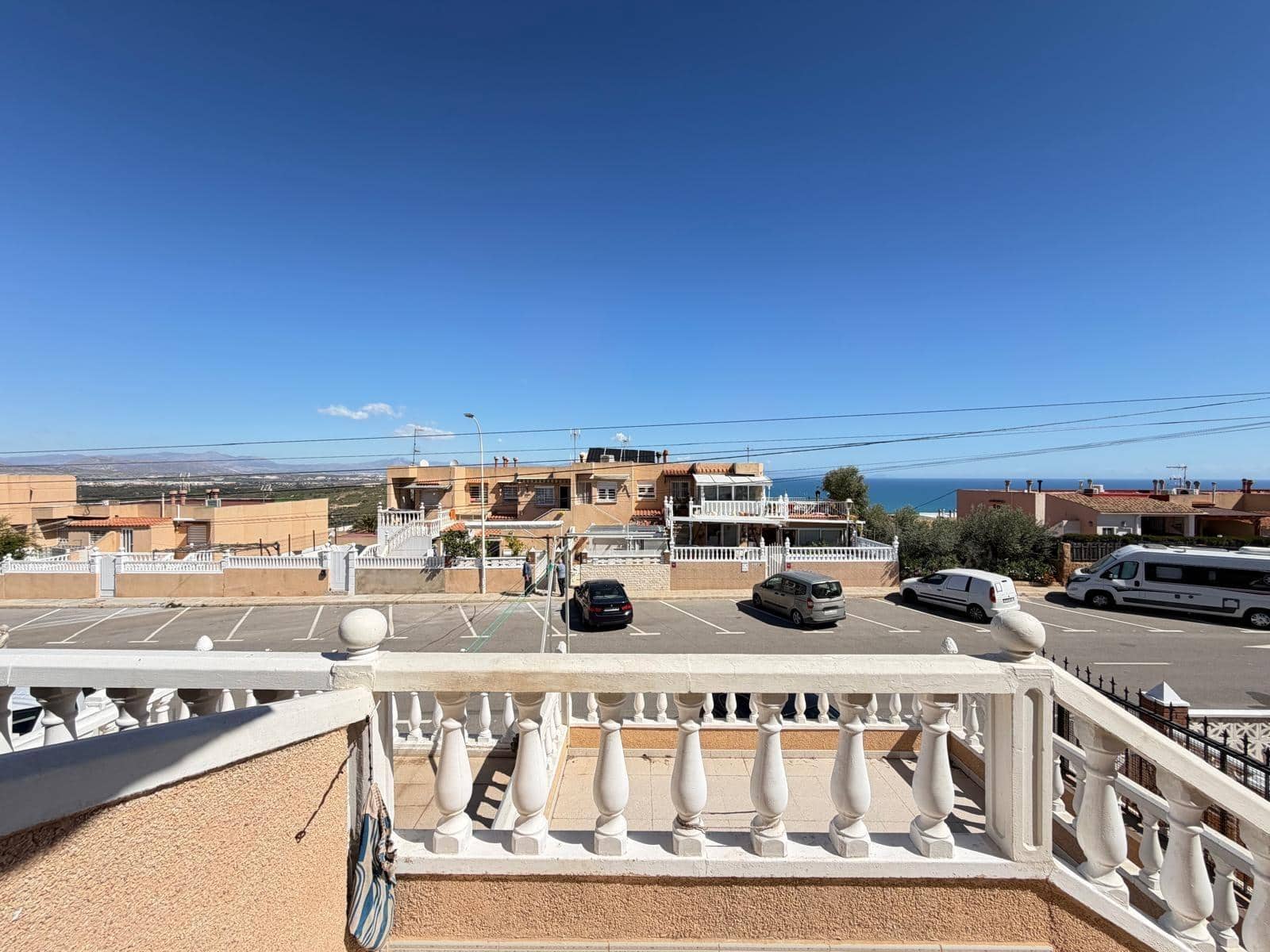 Adosado de 3 habitaciones en Gran Alacant en venta con garaje - 219.000 € (Ref: 9738569)