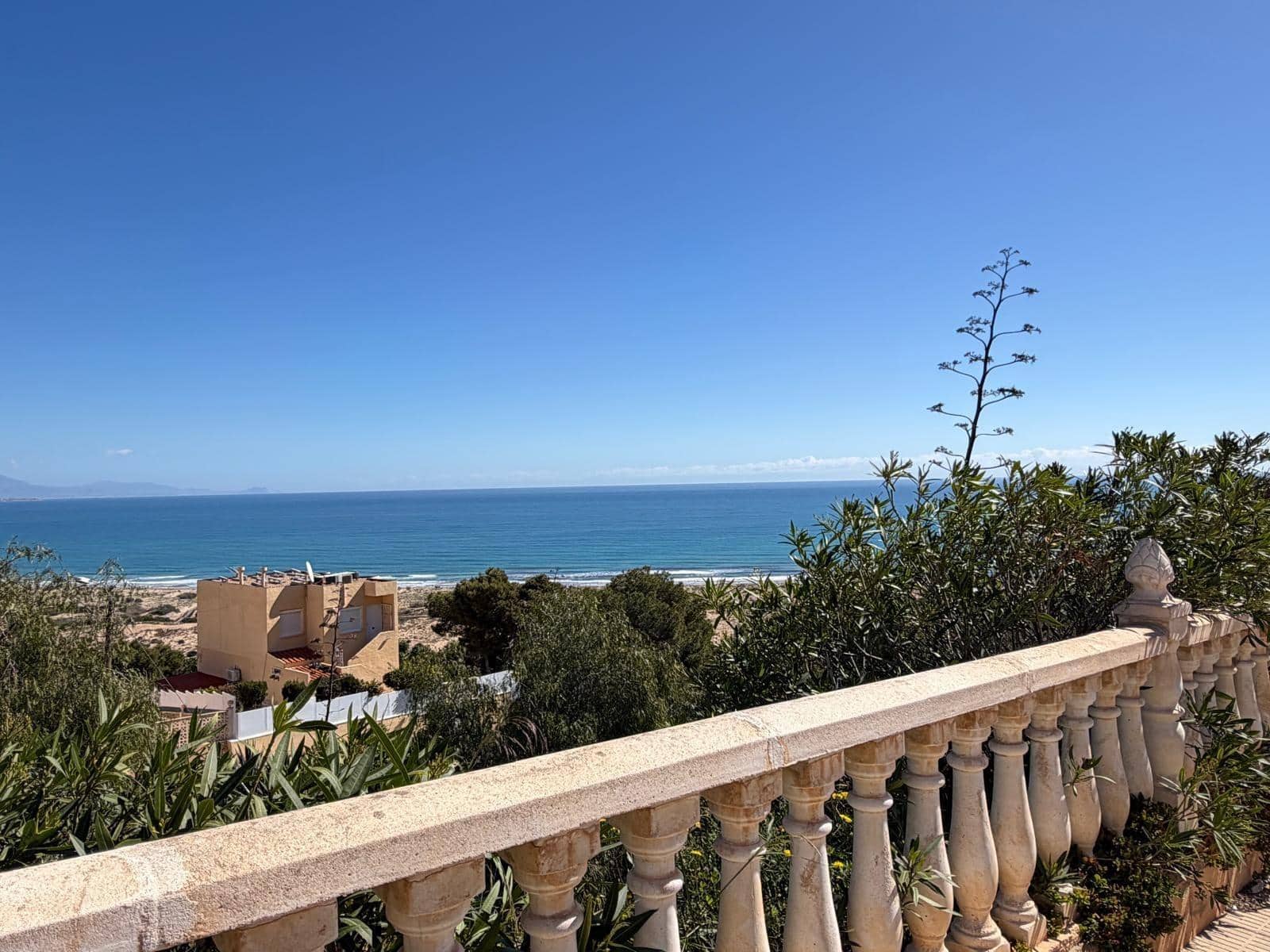 Adosado de 3 habitaciones en Gran Alacant en venta con garaje - 219.000 € (Ref: 9738569)