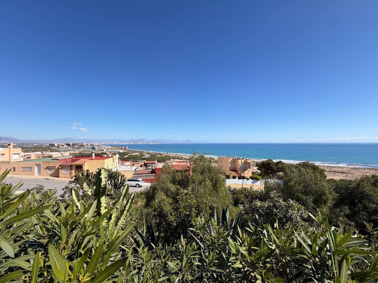 Adosado de 3 habitaciones en Gran Alacant en venta con garaje - 219.000 € (Ref: 9738569)