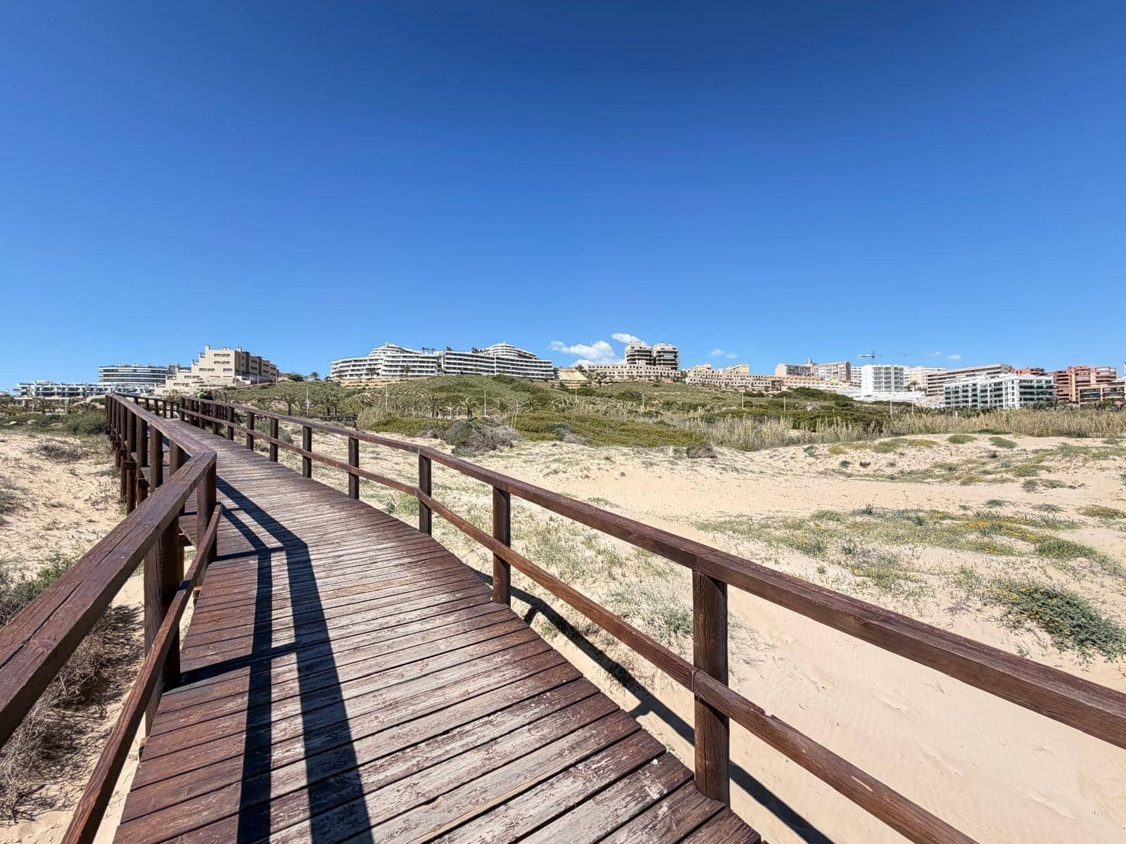 Adosado de 3 habitaciones en Gran Alacant en venta con garaje - 219.000 € (Ref: 9738569)