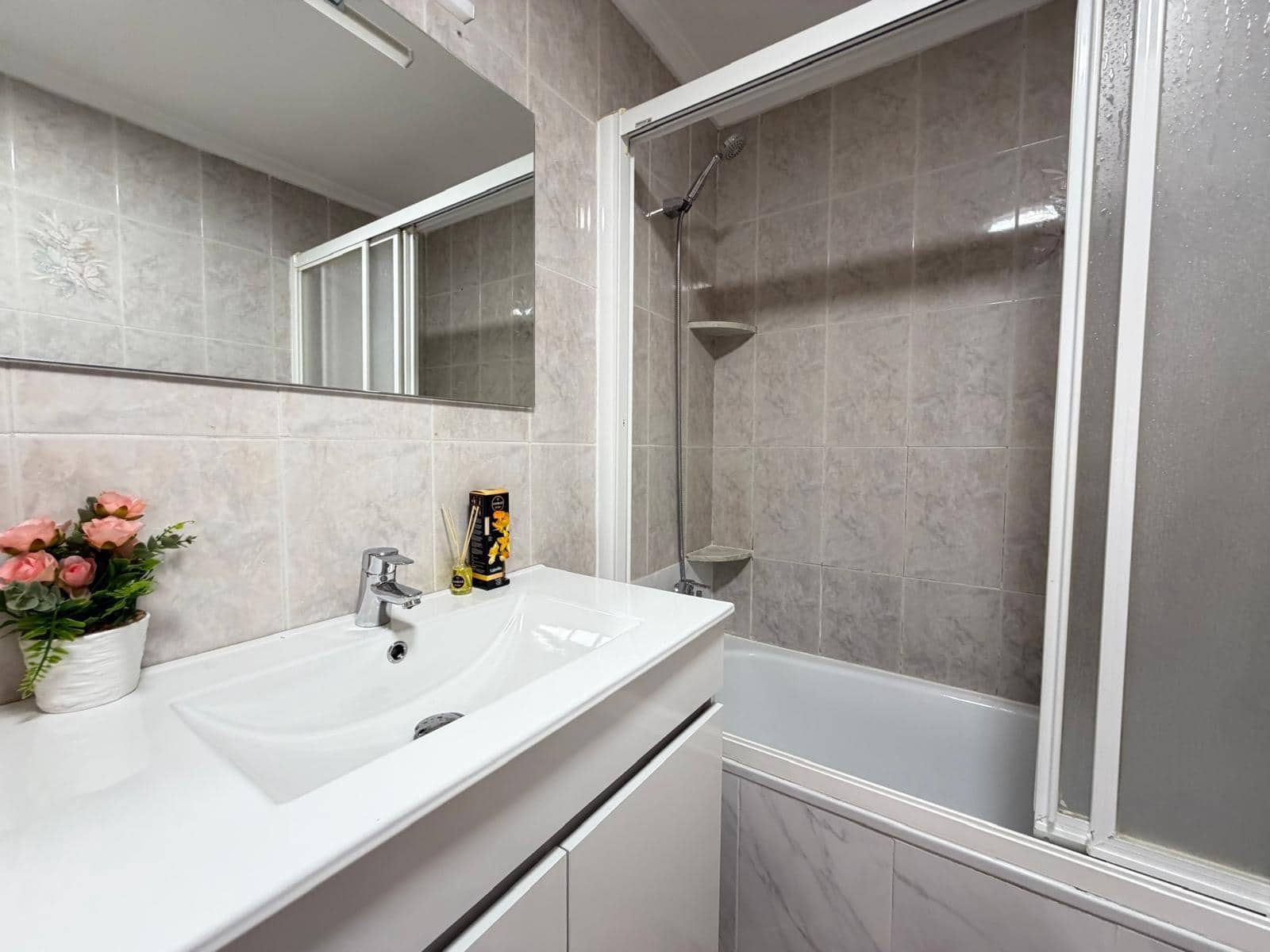 2 chambre Appartement à vendre à Torrevieja - 175 000 € (Ref: 9741743)