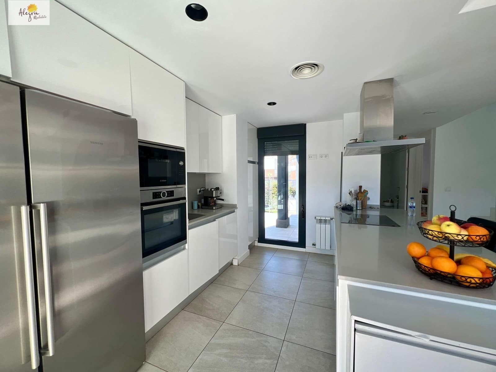 4 Zimmer Villa zu verkaufen in Betera mit Pool Garage - 800.000 € (Ref: 9741744)