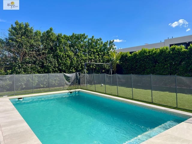 4 Zimmer Villa zu verkaufen in Bétera mit Pool Garage - 800.000 € (Ref: 9741744)