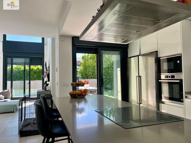 4 Zimmer Villa zu verkaufen in Bétera mit Pool Garage - 800.000 € (Ref: 9741744)