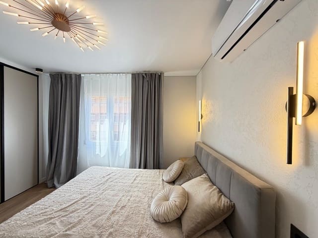 3 chambre Appartement à vendre à Punta Prima, Torrevieja - 275 000 € (Ref: 9741746)