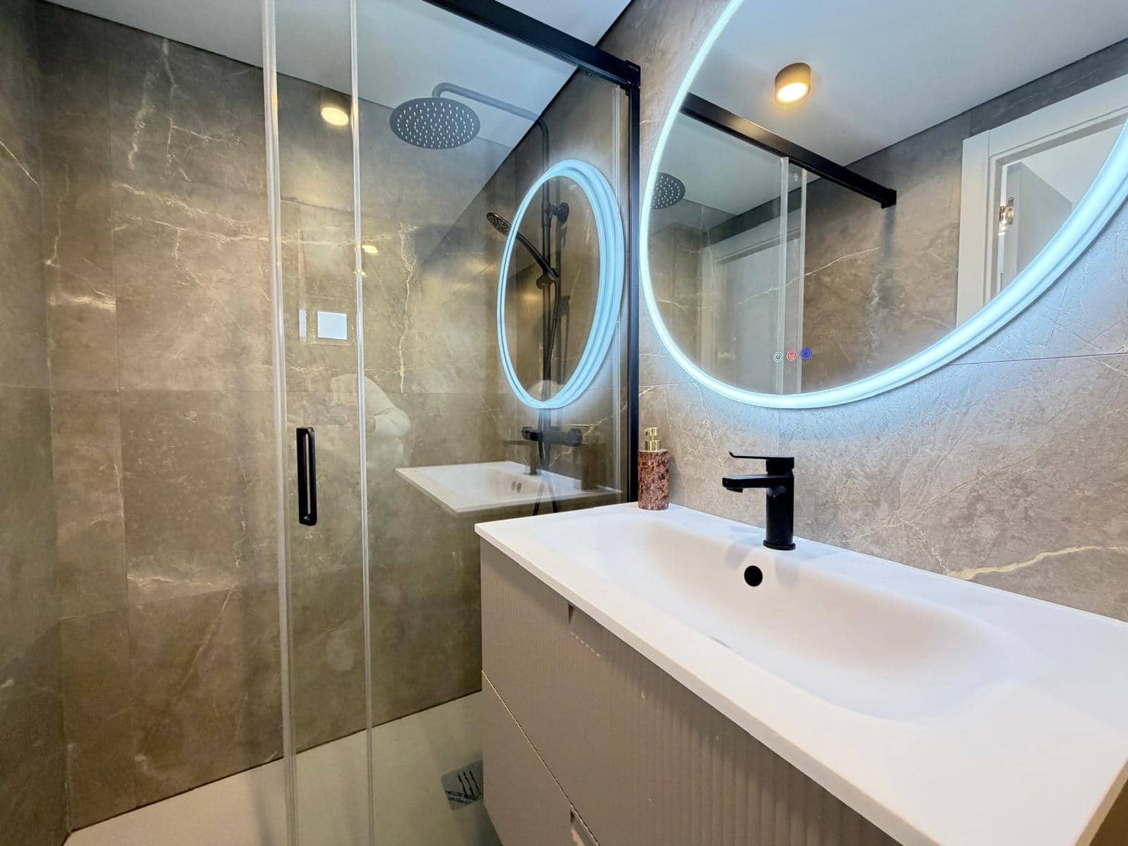 3 bedroom Apartment for sale in Punta Prima - € 275,000 (Ref: 9741746)