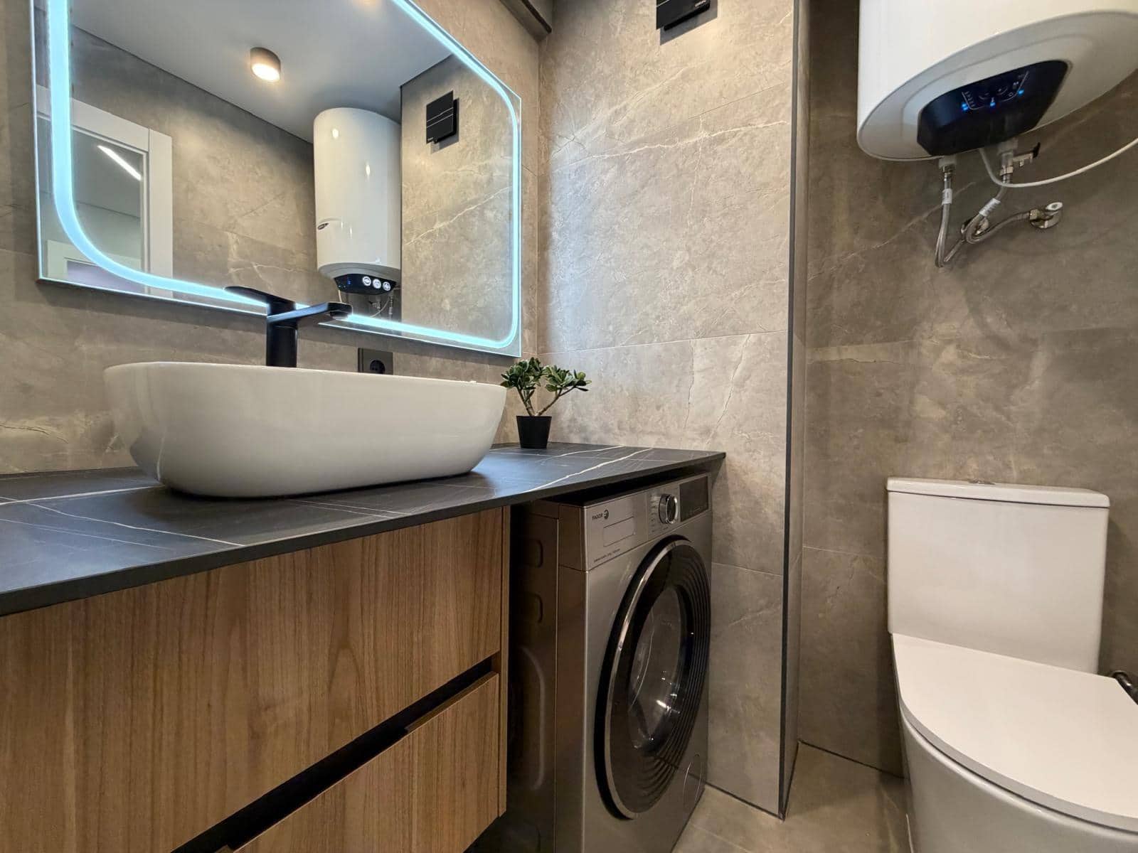 3 bedroom Apartment for sale in Punta Prima - € 275,000 (Ref: 9741746)