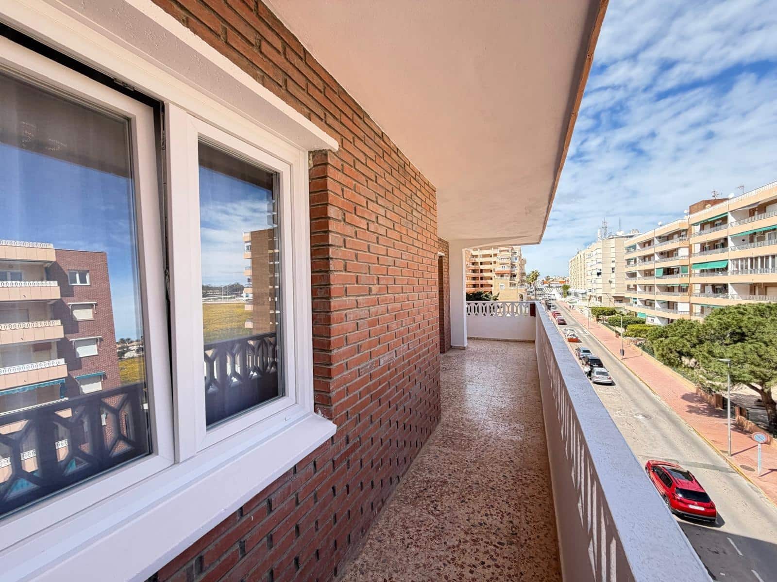 3 bedroom Apartment for sale in Punta Prima - € 275,000 (Ref: 9741746)