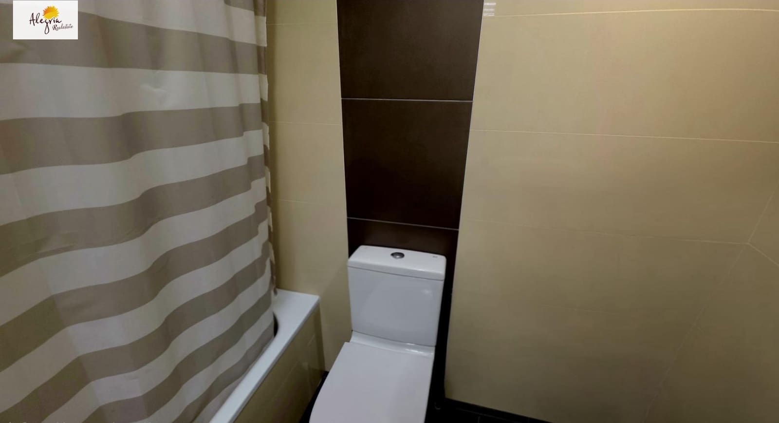 3 soveværelse Lejlighed til salg i Alicante by med swimmingpool garage - € 499.900 (Ref: 9741749)