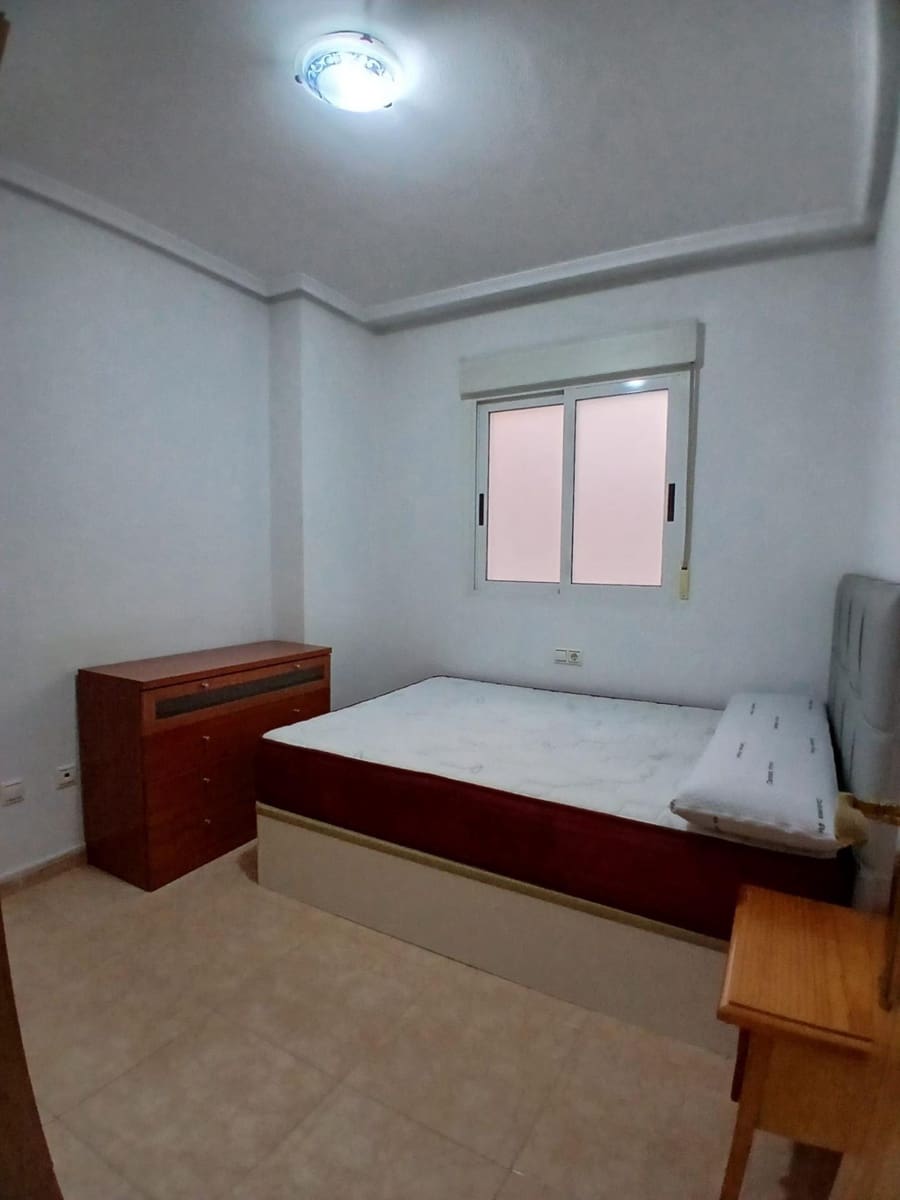 2 quarto Apartamento para venda em Torrevieja - 187 000 € (Ref: 9741750)