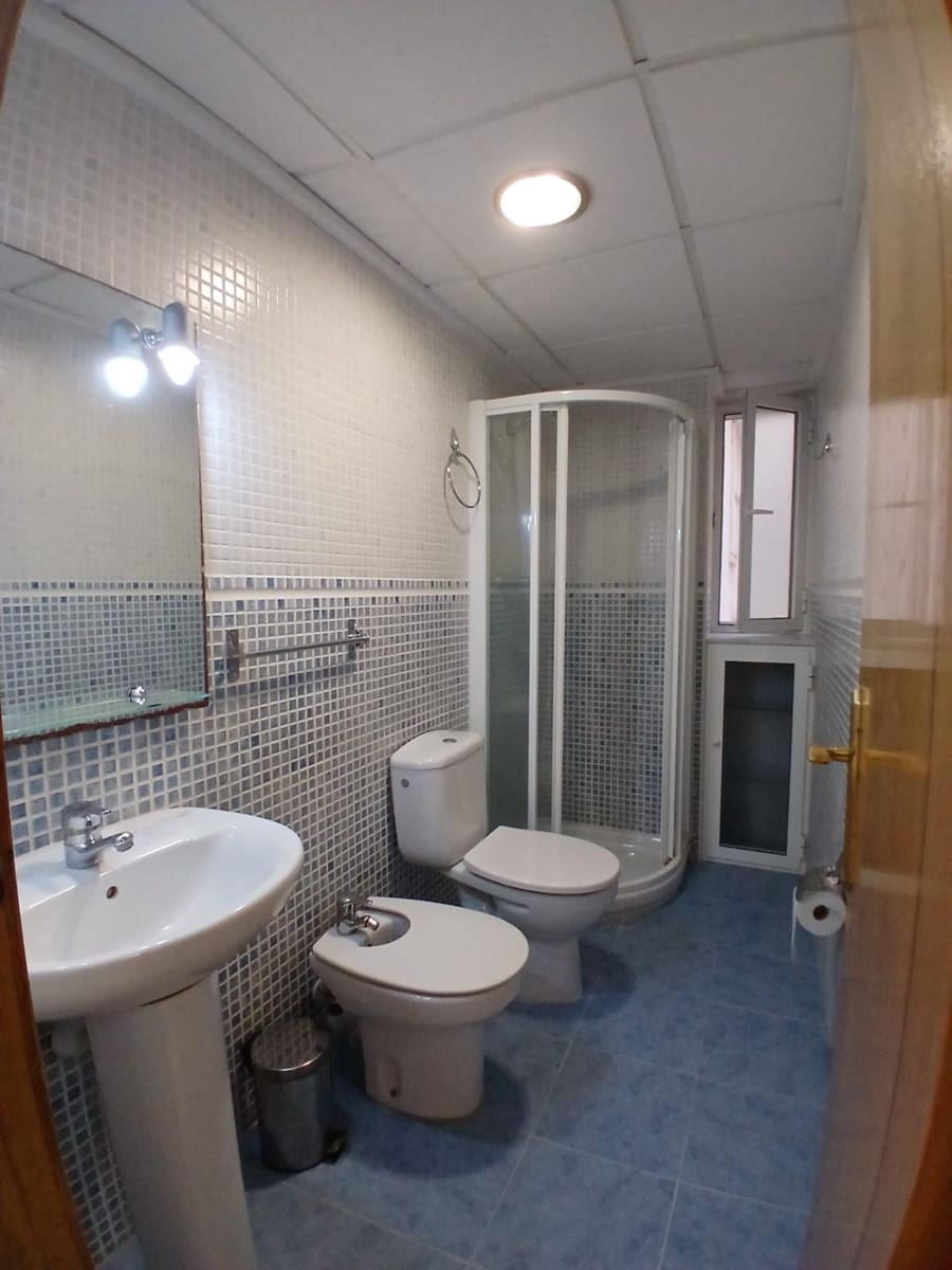 2 quarto Apartamento para venda em Torrevieja - 187 000 € (Ref: 9741750)